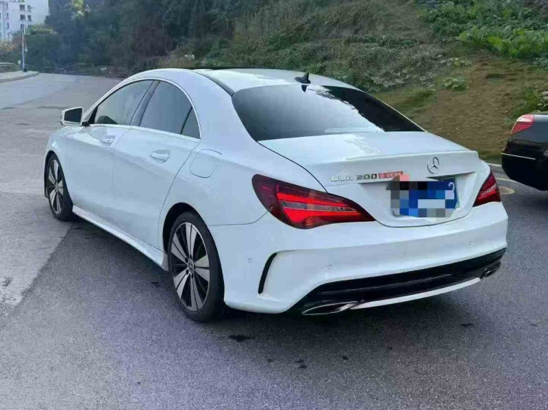 南平19年奔驰CLA8