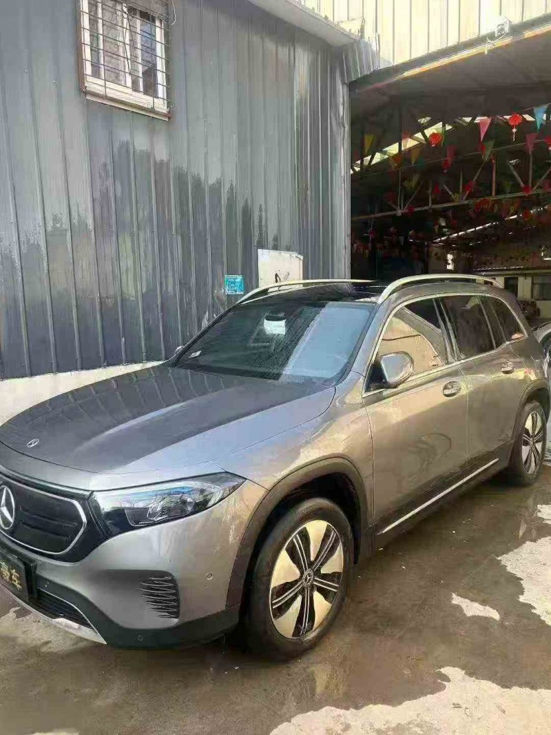 汉中23年奔驰EQB2