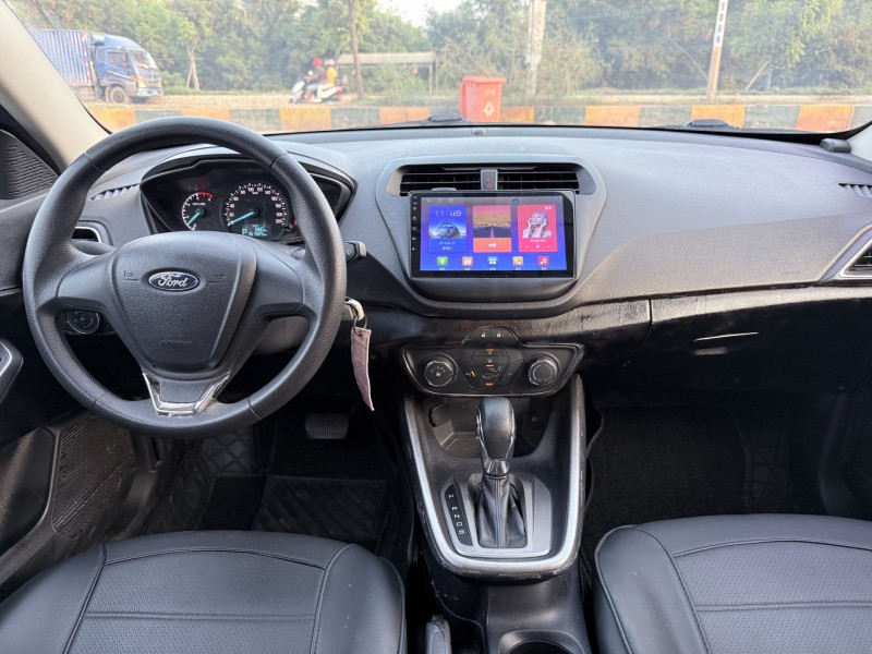 潮州17年福特福睿斯7