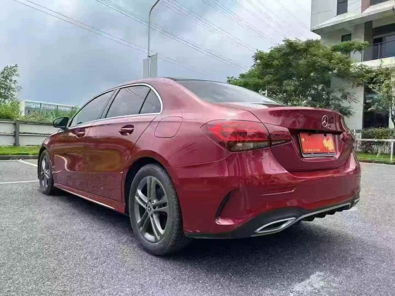 广州21年奔驰A8
