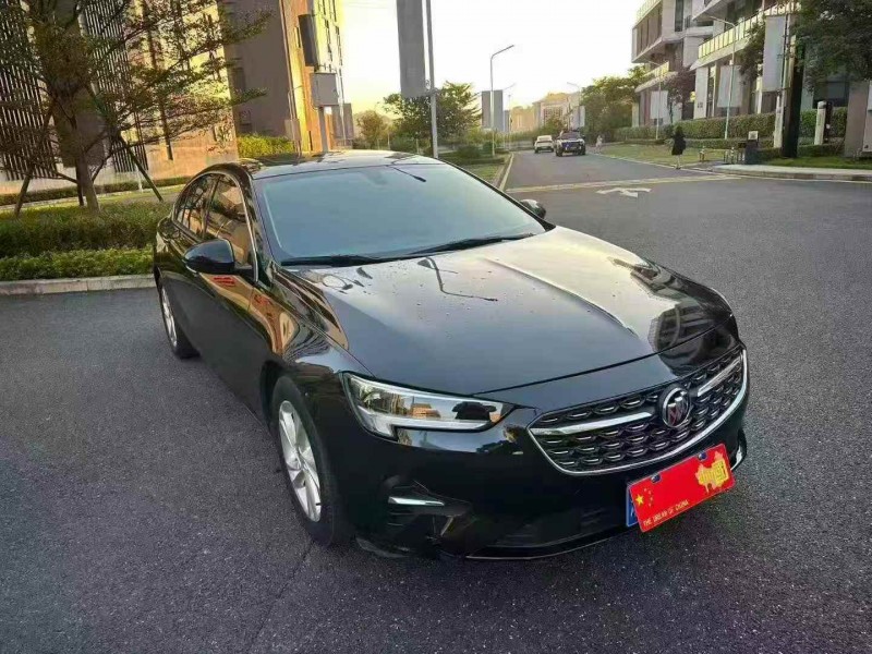 广州23年别克君威2