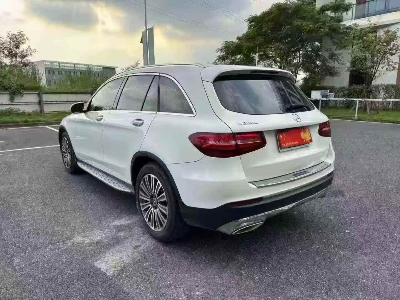 广州17年奔驰GLC7
