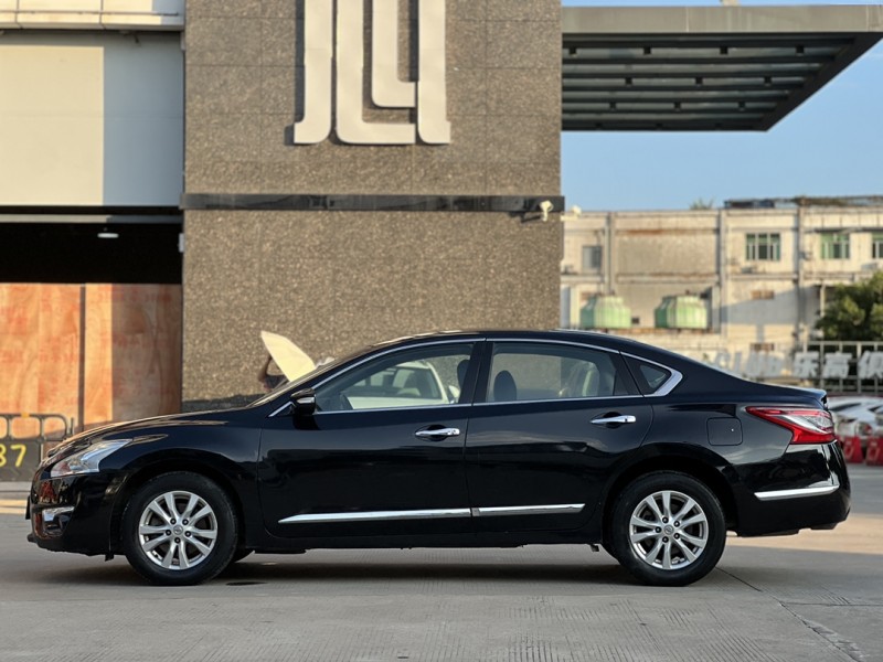 东莞14年日产天籁7