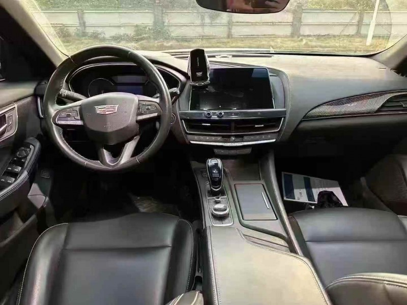 广州20年凯迪拉克CT57