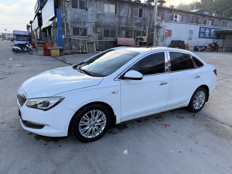 潮州17年别克英朗2