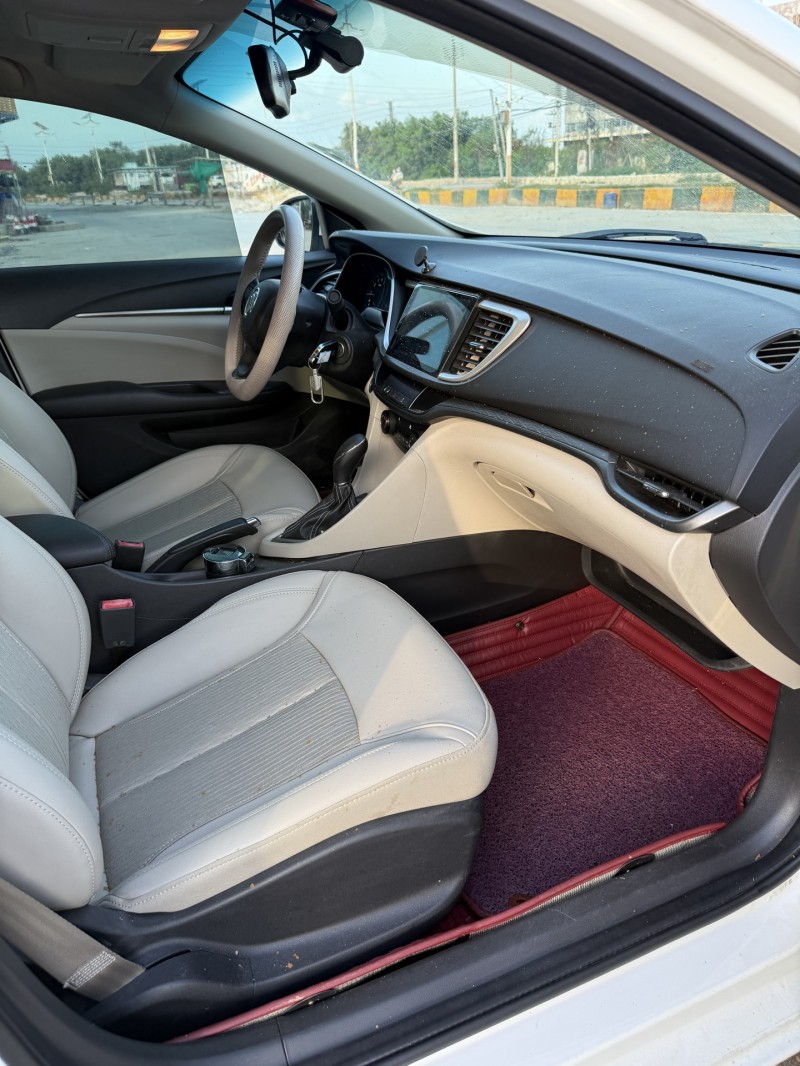 潮州17年别克英朗5