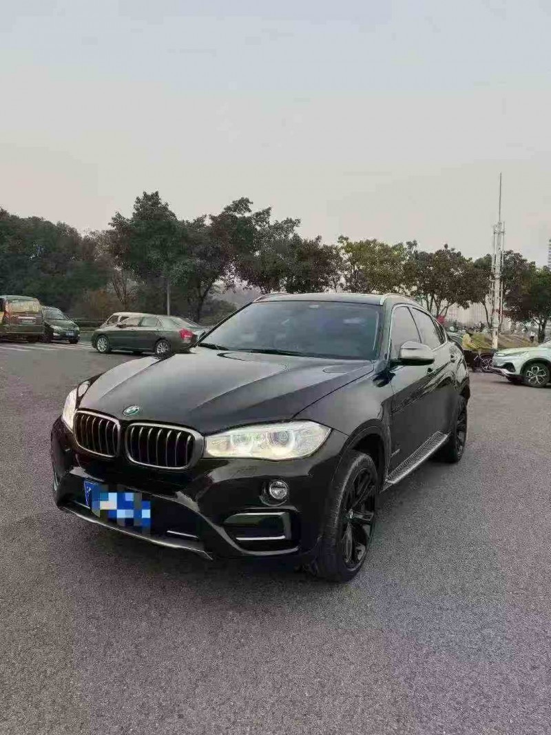 重庆18年宝马X63