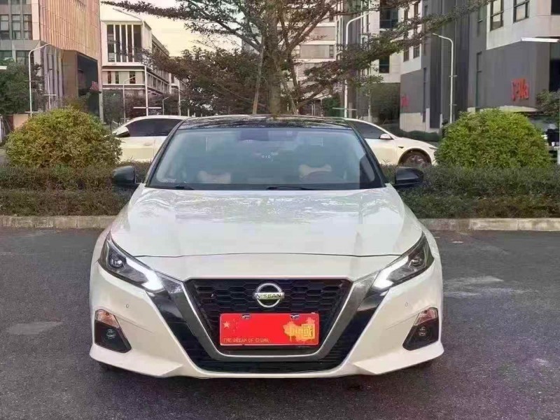 广州21年日产天籁1