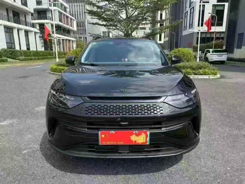 广州23年零跑汽车C111