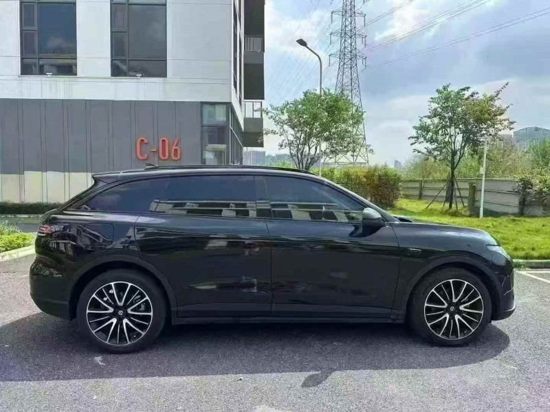 广州23年零跑汽车C116