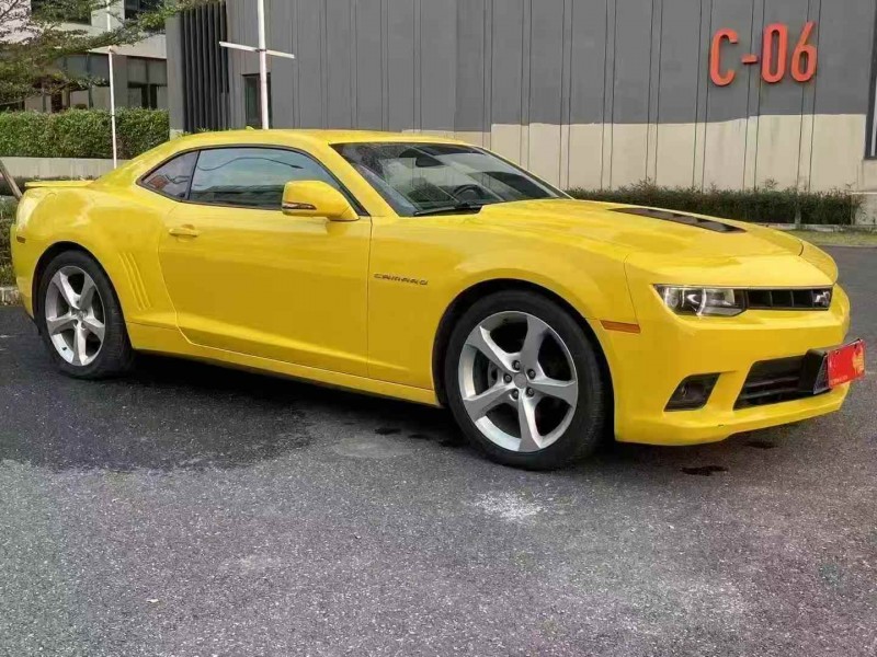 广州16年雪佛兰科迈罗2