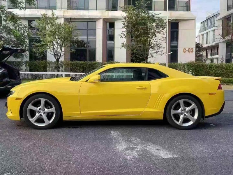 广州16年雪佛兰科迈罗5