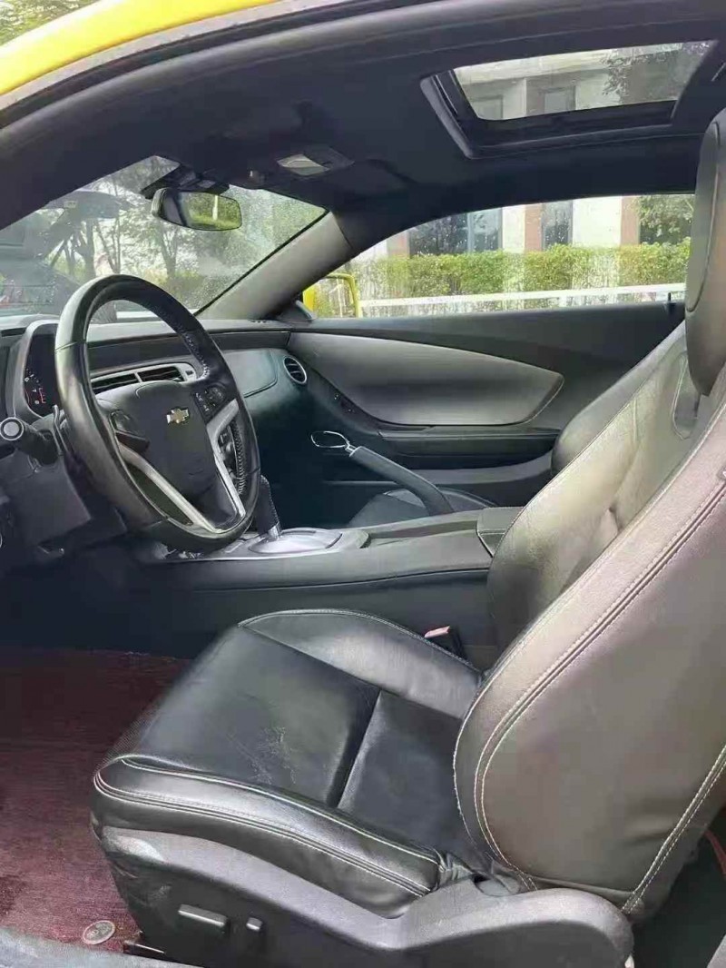 广州16年雪佛兰科迈罗7