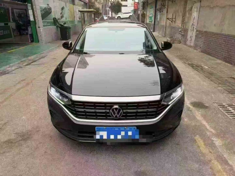 安顺22年大众帕萨特1