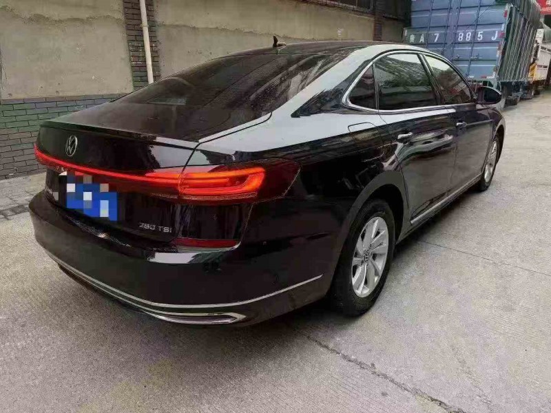 安顺22年大众帕萨特7