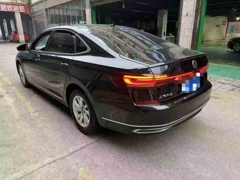 安顺22年大众帕萨特8