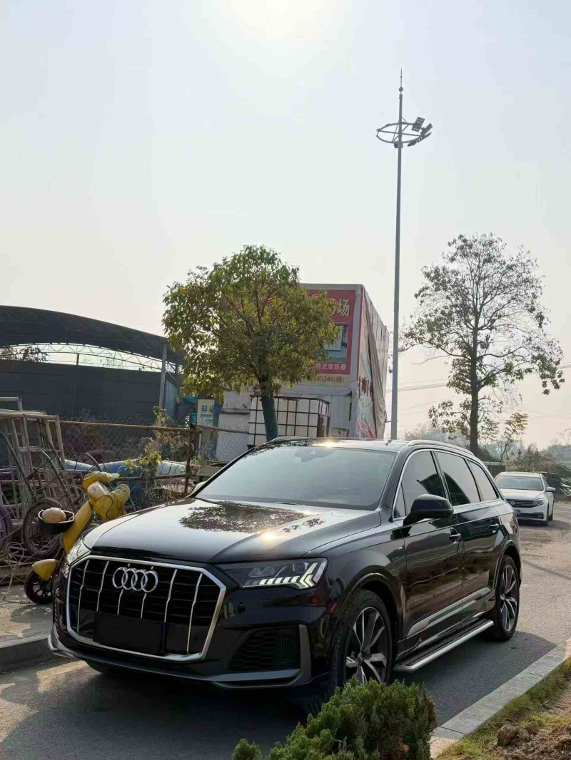 常德20年奥迪Q73