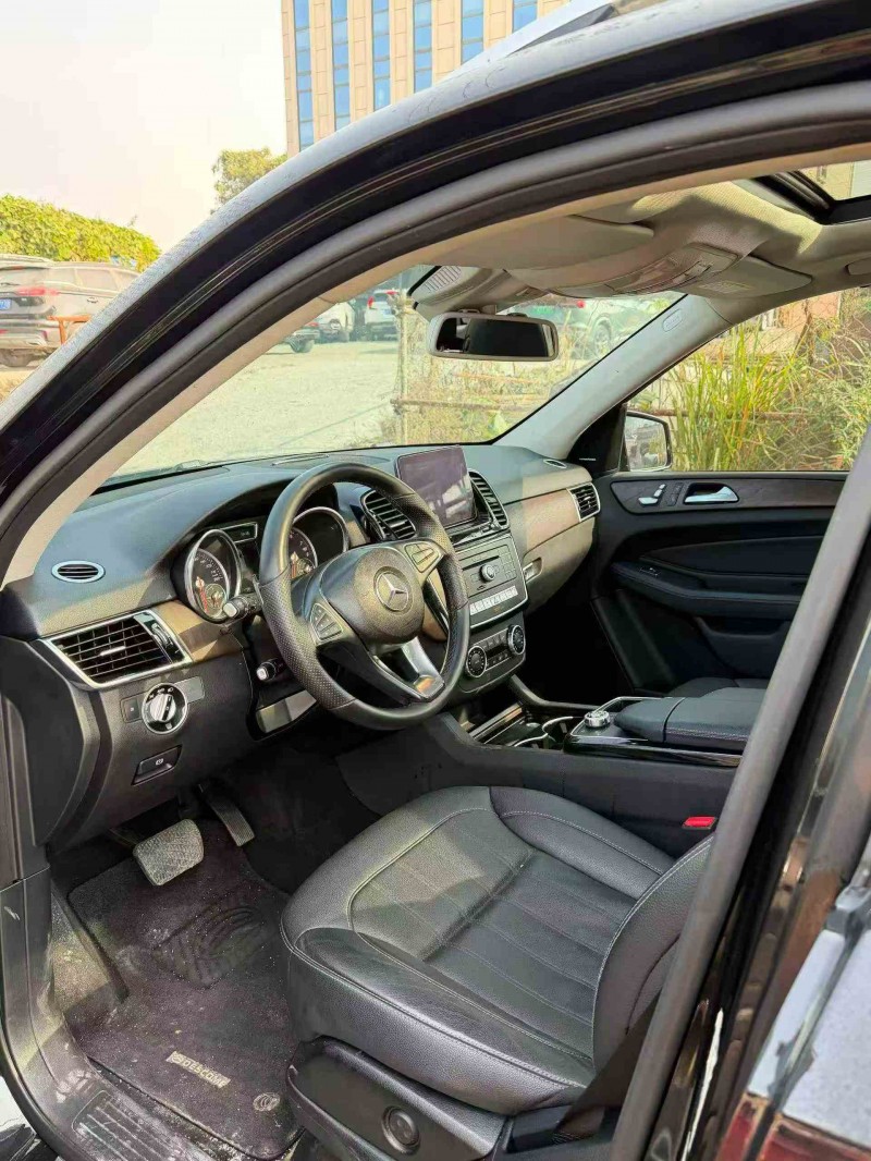 常德17年奔驰GLE4