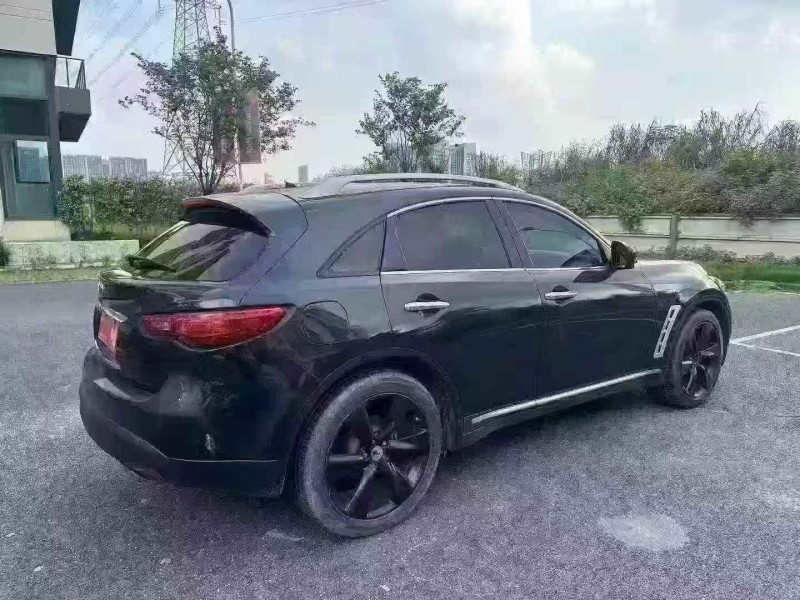 广州11年英菲尼迪FX354