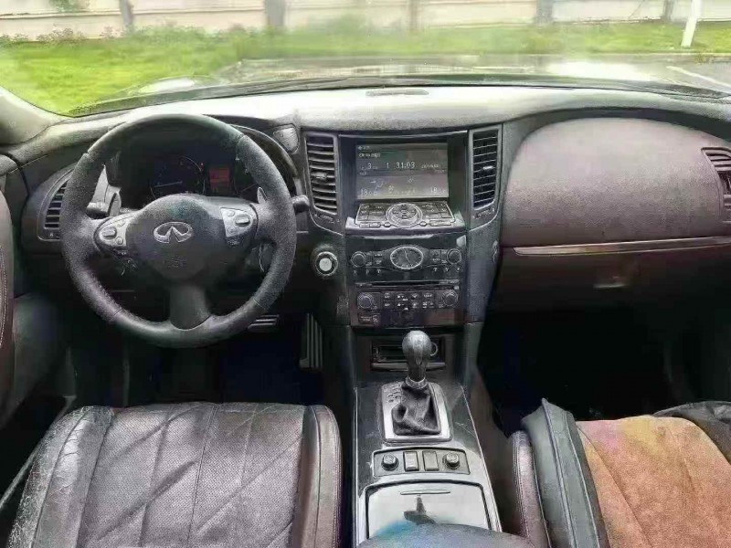 广州11年英菲尼迪FX358