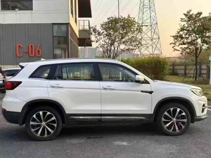 广州18年长安汽车CS755