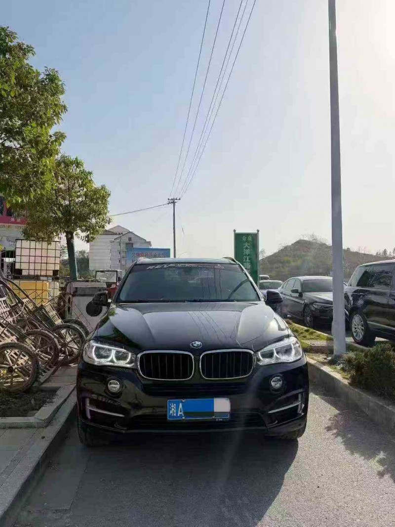 张家界15年宝马X51