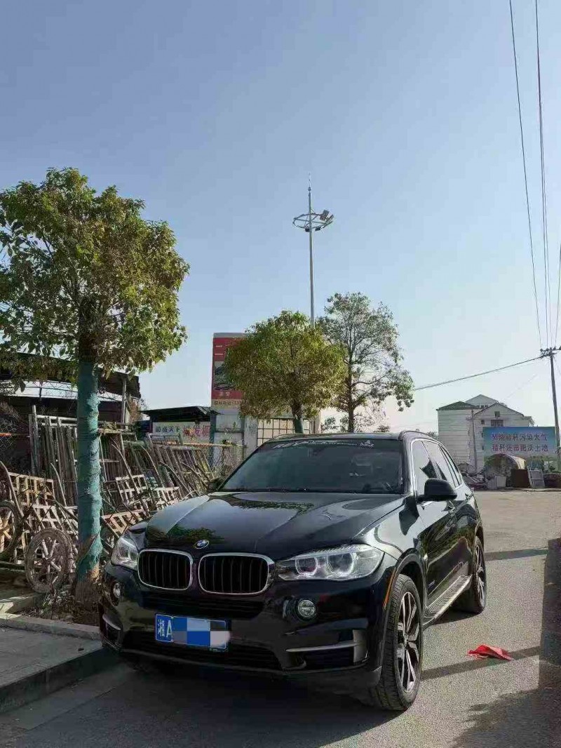 张家界15年宝马X53