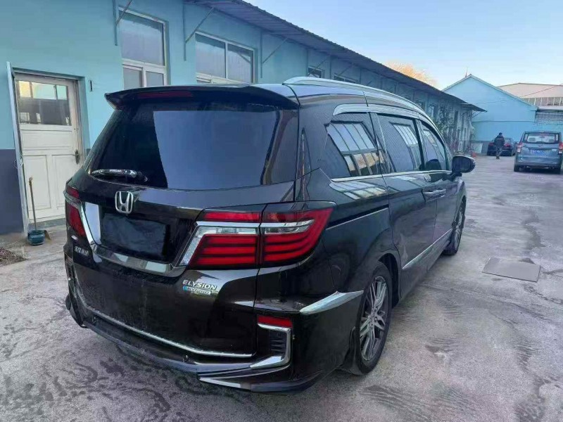 济宁20年本田艾力绅6