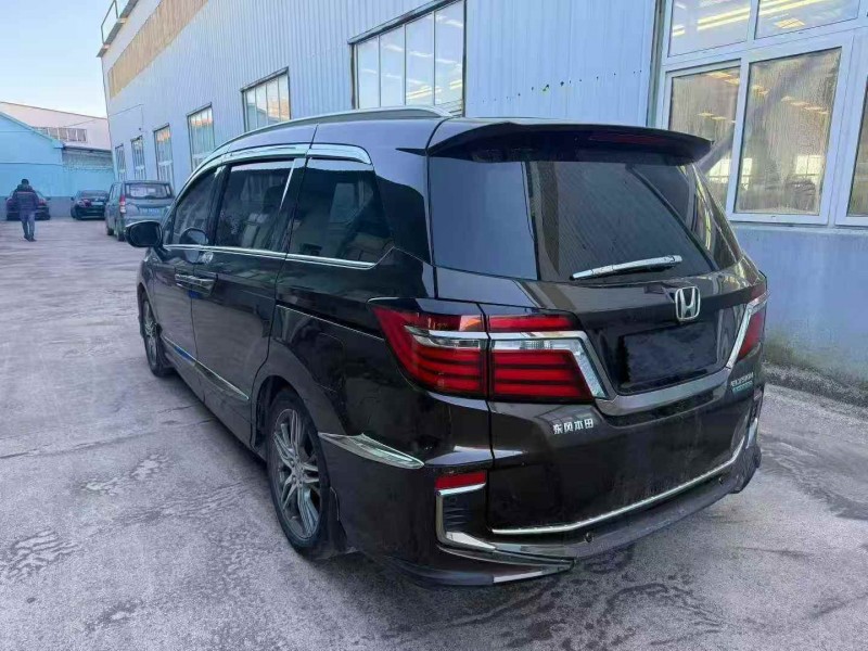 济宁20年本田艾力绅7