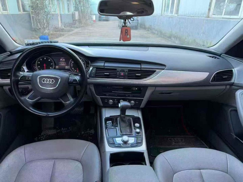 青岛13年奥迪A6L5