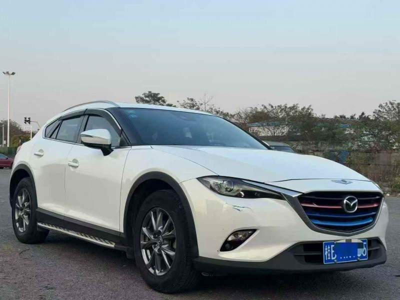 钦州17年马自达CX-43