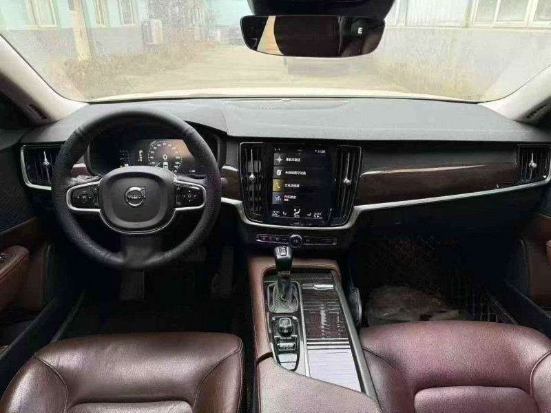 东营17年沃尔沃S906