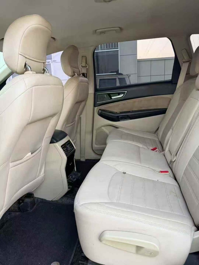 济宁16年福特锐界6