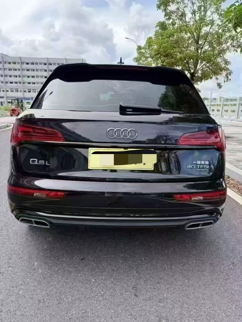 中山22年奥迪Q59