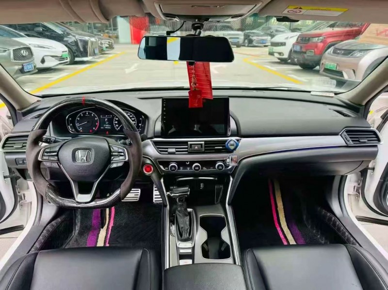 深圳19年本田雅阁5