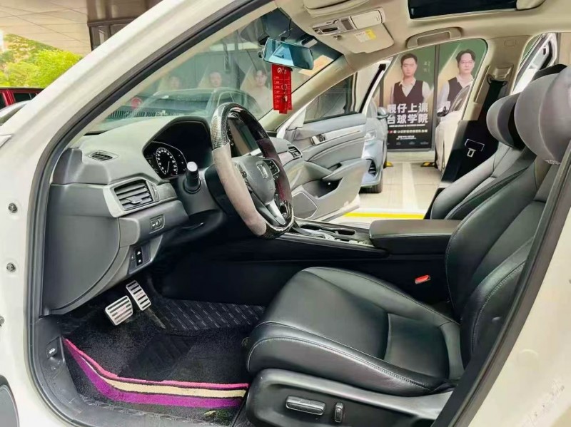 深圳19年本田雅阁6