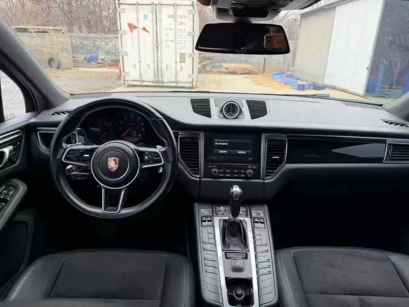 枣庄17年保时捷Macan5