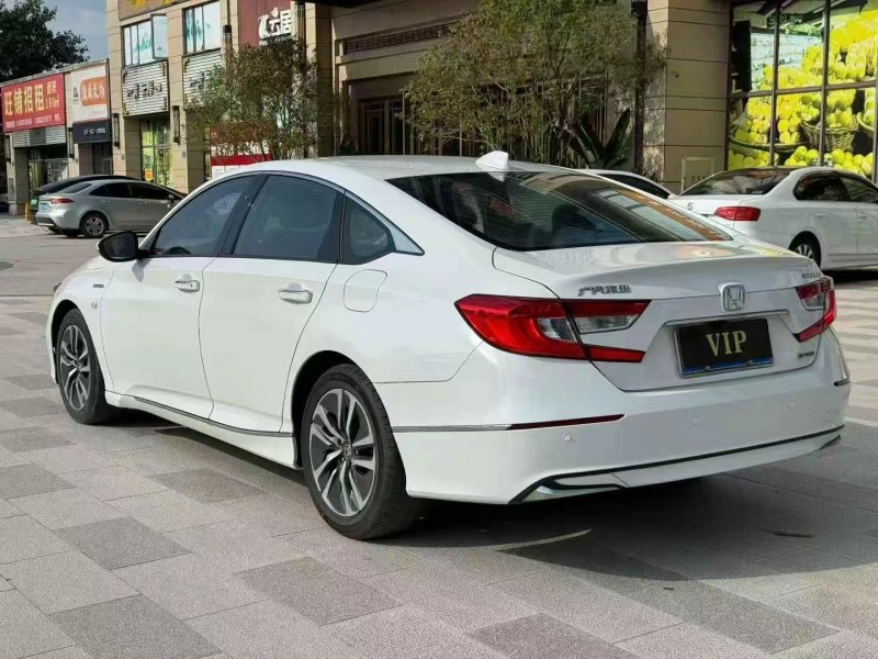 东莞19年本田雅阁7