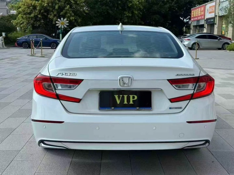 东莞19年本田雅阁9