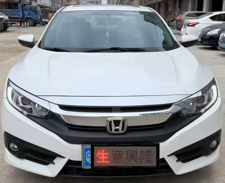 深圳18年本田思域1