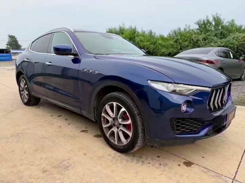 枣庄17年玛莎拉蒂Levante2