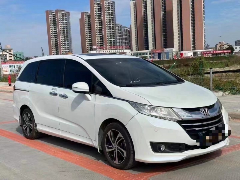 广州17年本田奥德赛2