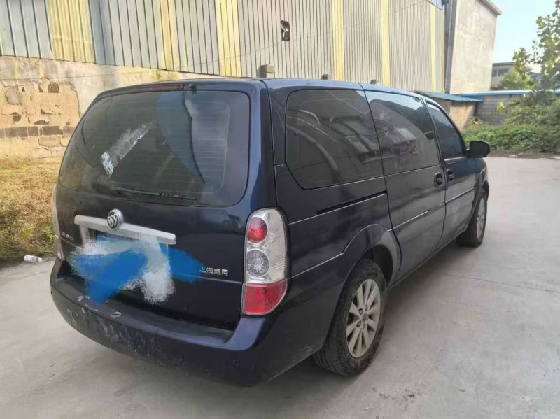 青岛15年别克GL88