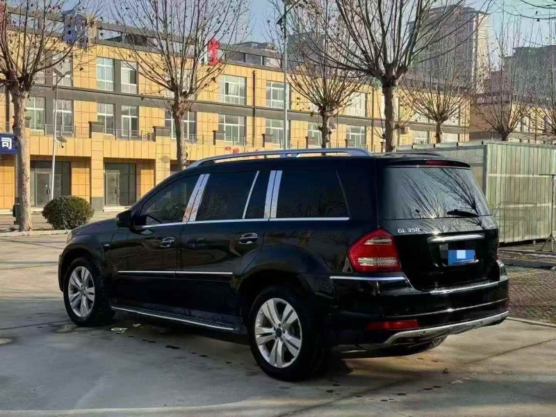 枣庄12年奔驰GL8