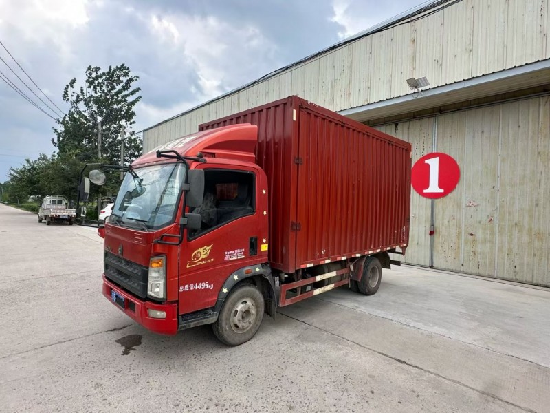 徐州19年卡车系列重汽豪沃2