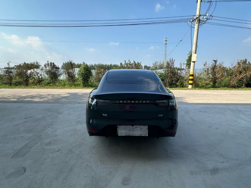 徐州24年零跑汽车C019