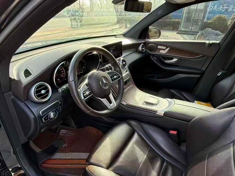 德州19年奔驰GLC4