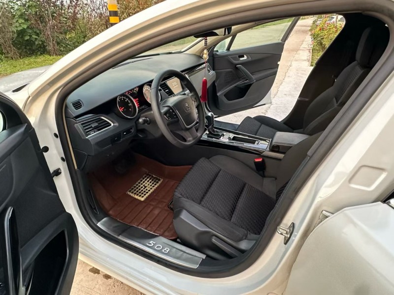 徐州16年东风标致5