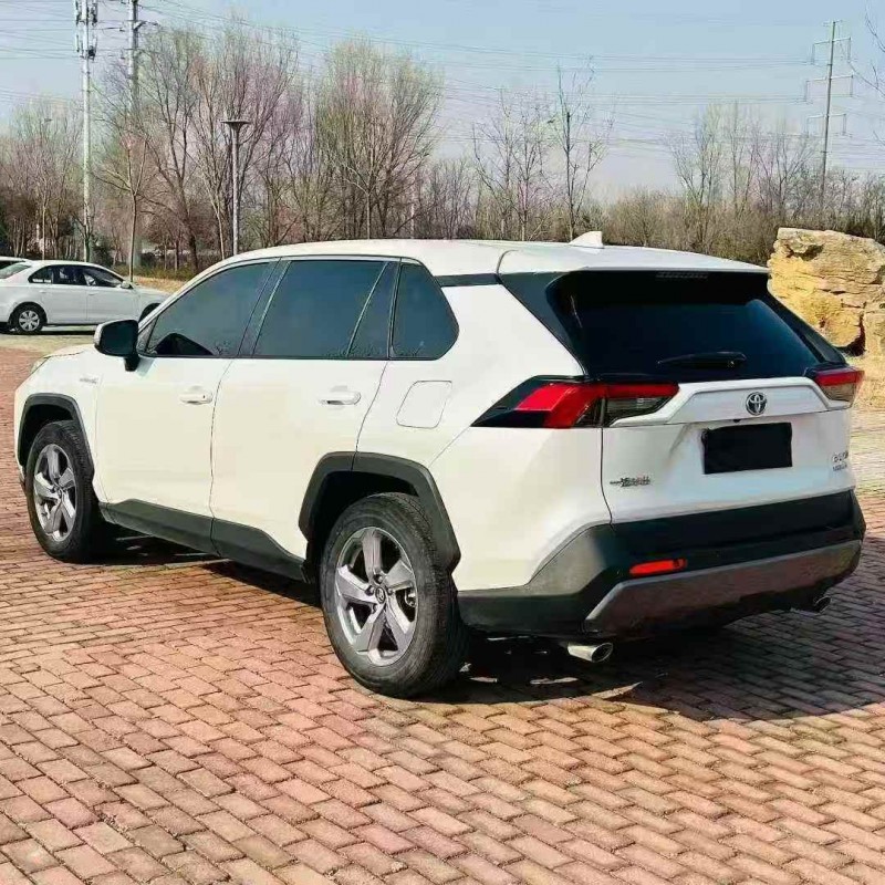 济宁21年丰田RAV4荣放8