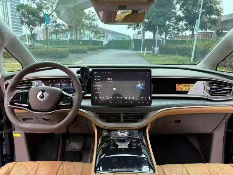 十堰23年腾势D97